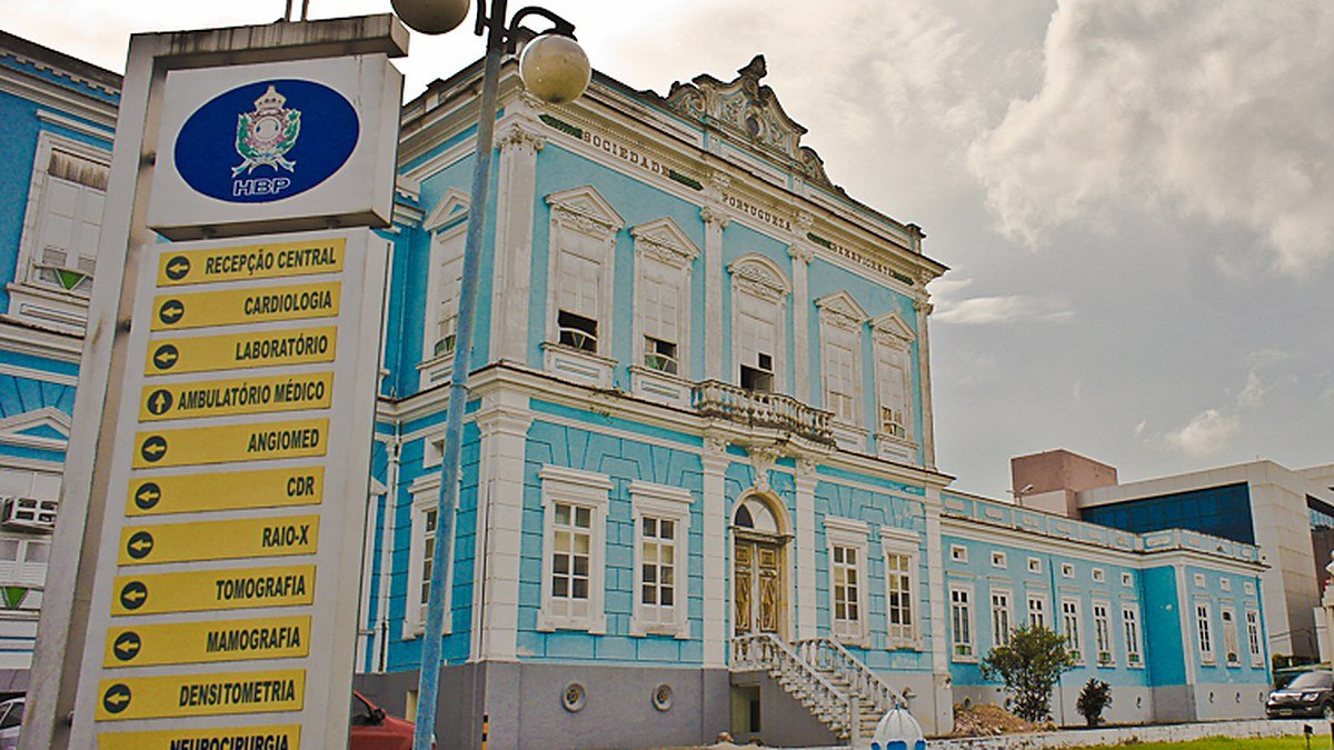 Prédio do Hospital Beneficente Português, em Manaus; a mantenedora pediu recuperação judicial. Foto: lubasi/Wikimedia Commons, CC BY-SA 2.0, recortada e redimensionada proporcionalmente