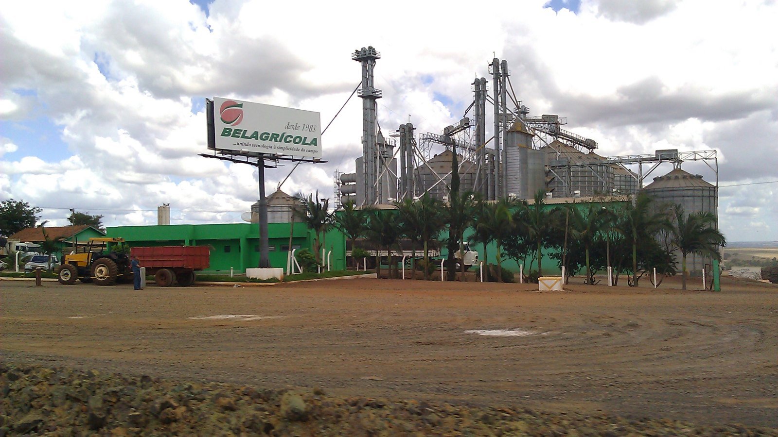 Unidade de recebimento de grãos da Belagrícola, grupo do qual a Landco faz parte. Foto: Leonardo da Silva/Wikimedia Commons, CC BY 3.0, recortada